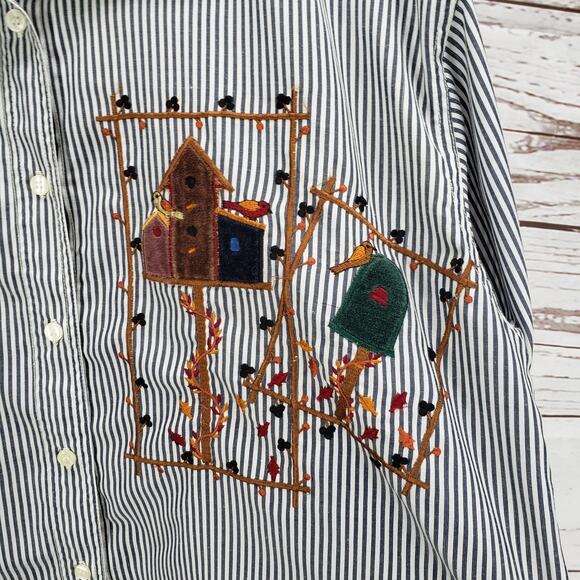 That's The Way To Go Women's Striped Embroidered Button Front Top XL - Picture 7 of 12